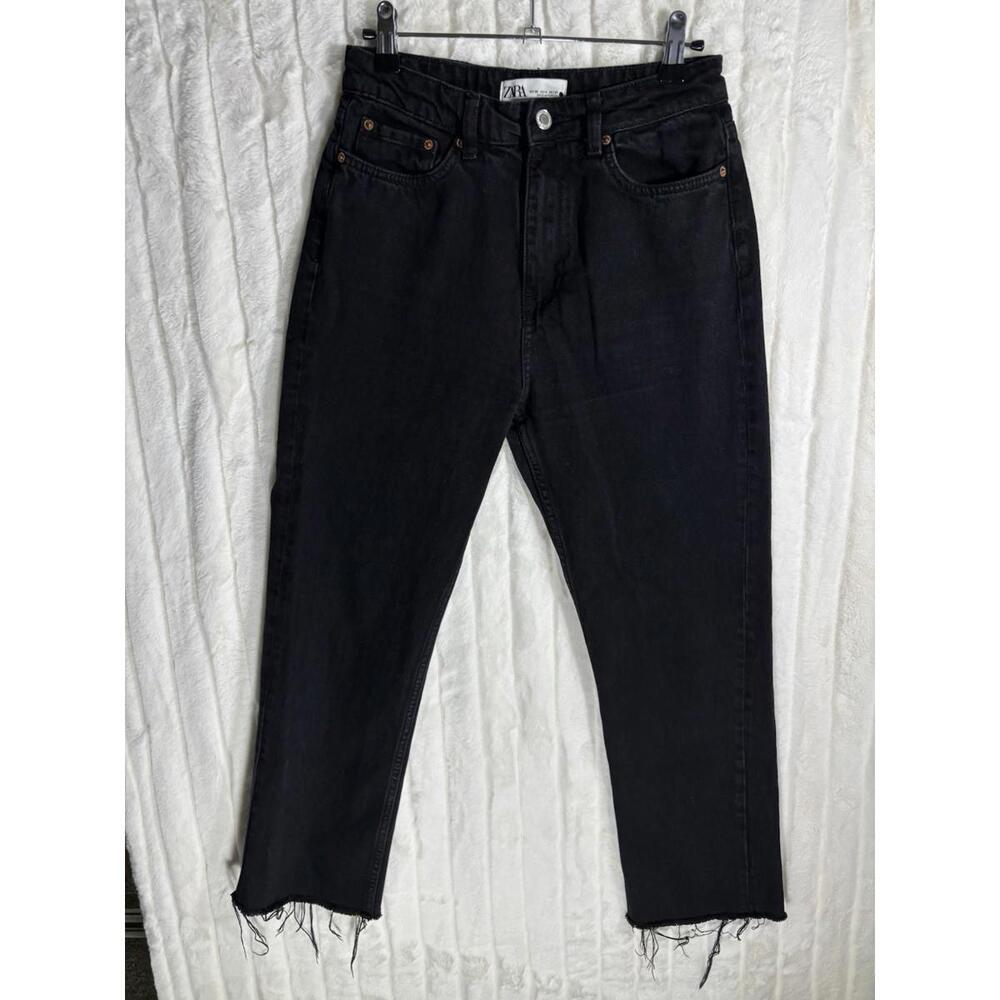 Zara HW Ankle Straight Black Raw Hem High Waist Mom Jeans 4 25” inseam 26” waist